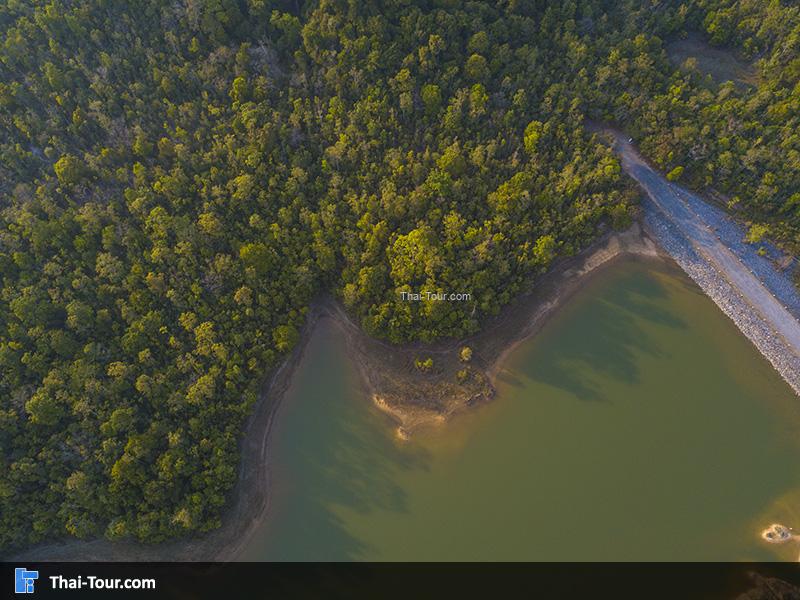 ภาพมุมสูงอ่างเก็บน้ำสายศร