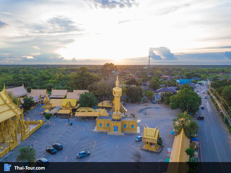 ภาพมุมสูง วัดปากน้ำโจ้โล้