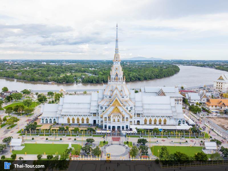 ภาพมุมสูง วัดหลวงพ่อโสธร