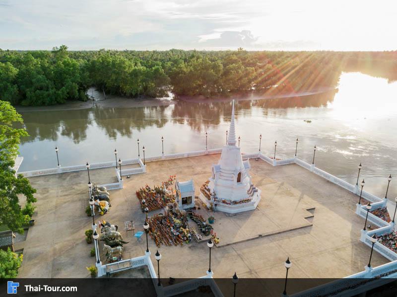 อนุสรณ์สถานพระสถูปเจดีย์ สมเด็จพระเจ้าตากสินมหาราช