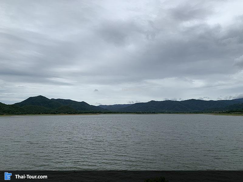 อ่างเก็บน้ำคลองบึง