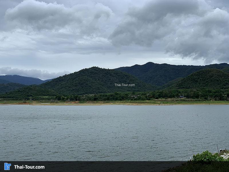 วิวอ่างเก็บน้ำคลองบึง