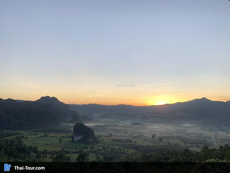 บรรยากาศยามเช้าที่ภูลังกา