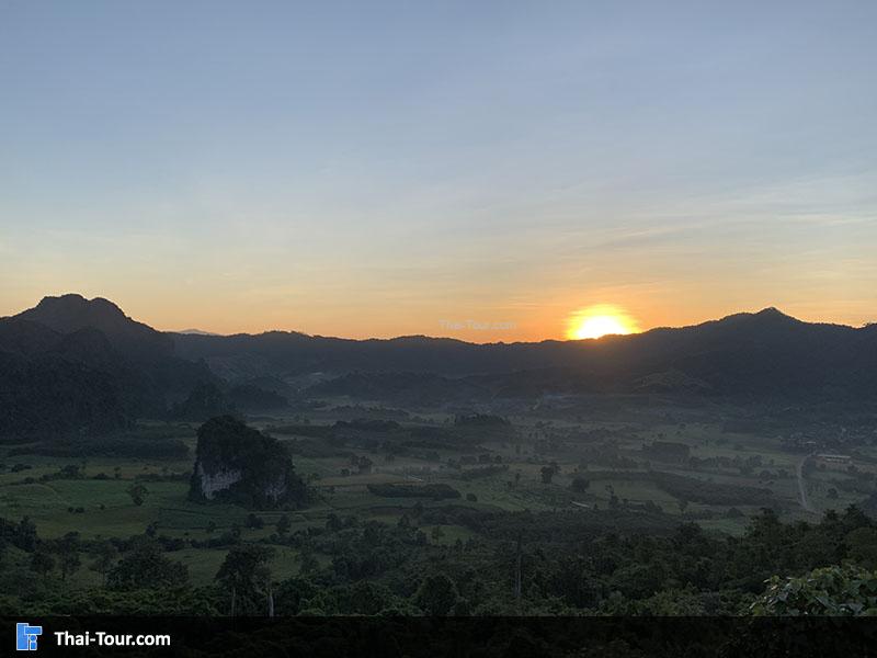 บรรยากาศยามเช้าที่ภูลังกา