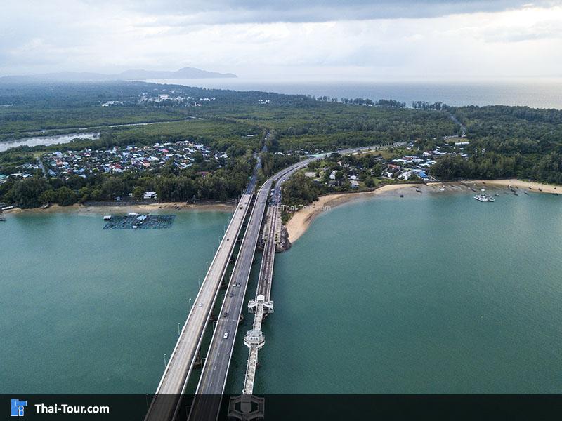 ภาพมุมสูง สะพานสารสินภาพมุมสูง สะพานสารสิน