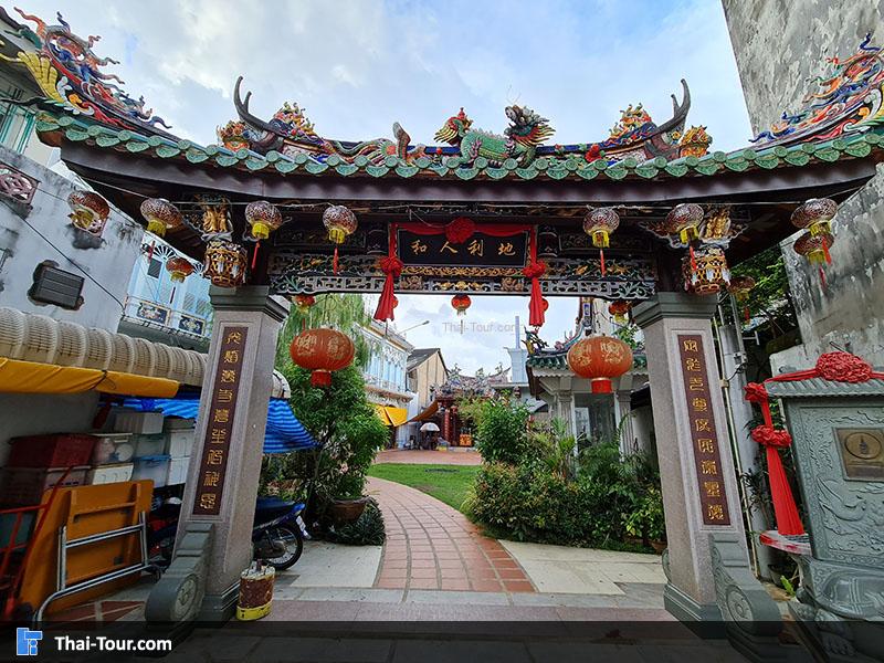 ด้านหลัง ศาลเจ้าแสงธรรม