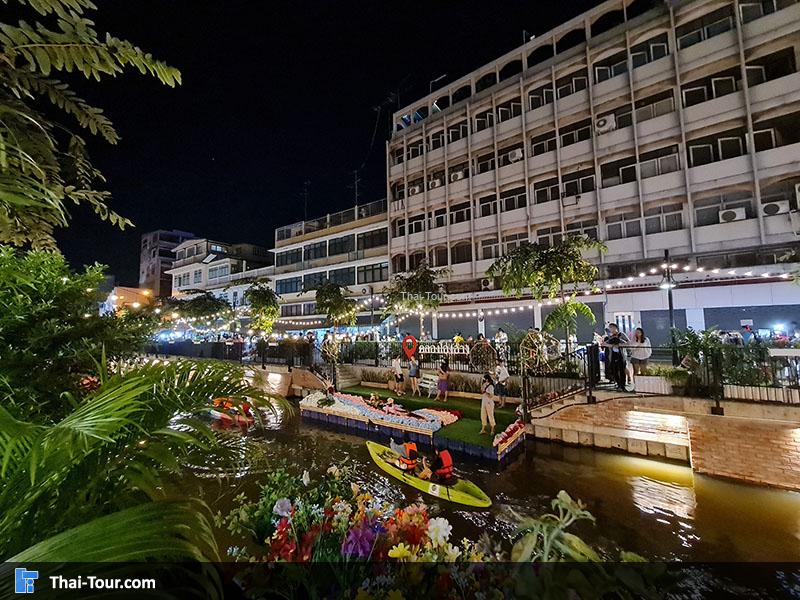 บรรยากาศยามค่ำคลองโอ่งอ่าง