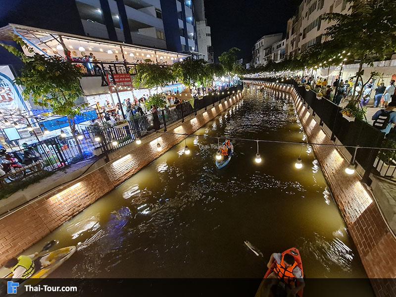 บรรยากาศยามค่ำคลองโอ่งอ่าง