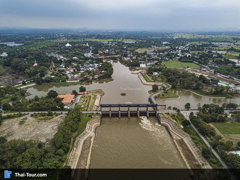ภาพมุมสูง เขื่อนพระราม 6