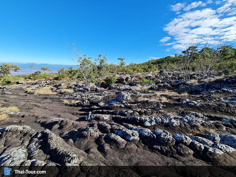 ลานหินแตก 