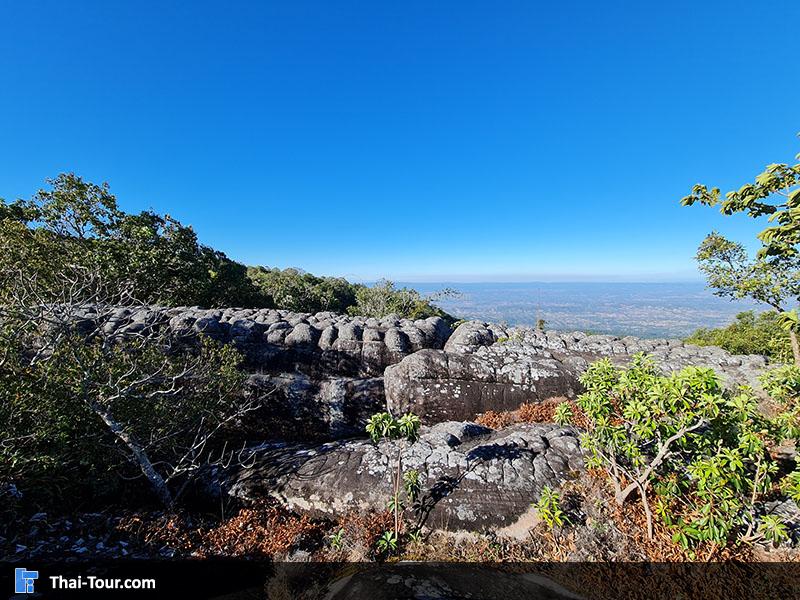 ลานหินแตก 