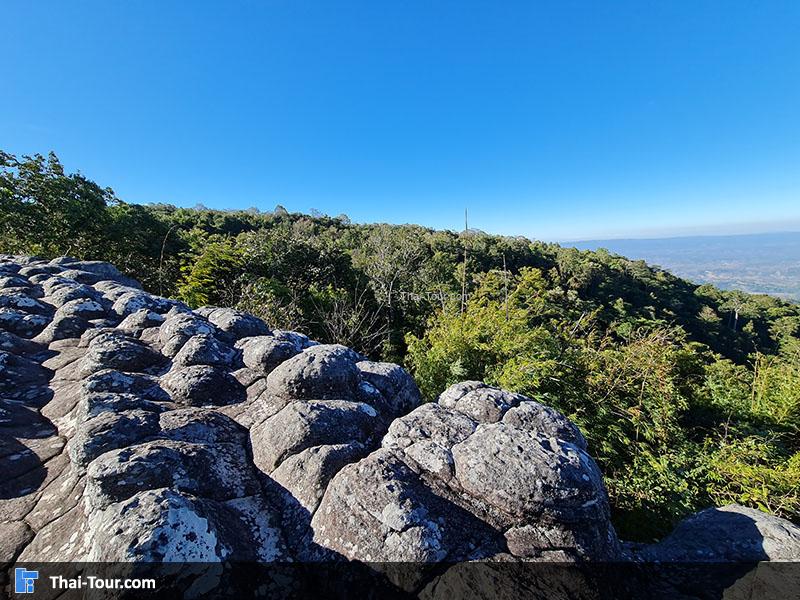 ลานหินแตก 