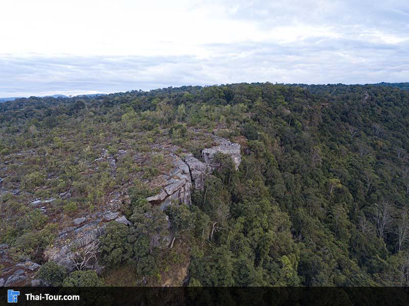 ภาพมุมสูงลานหินปุ่ม