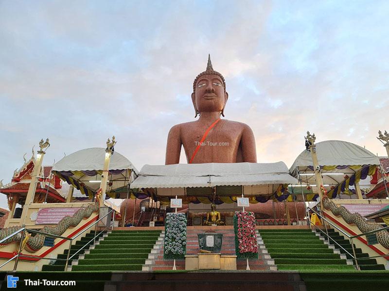 วัดกลางบางพระ