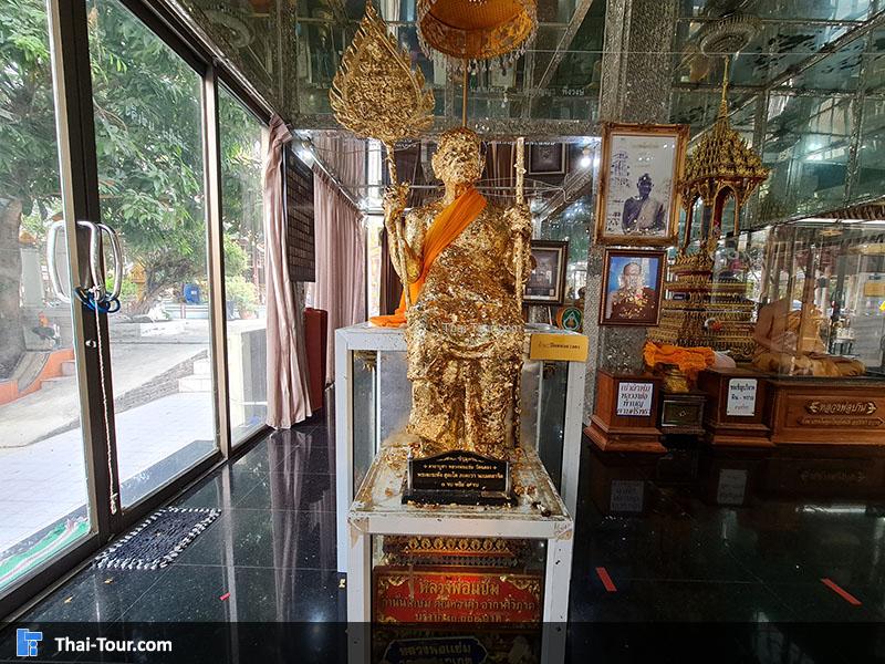 ภายในพระอุโบสถ