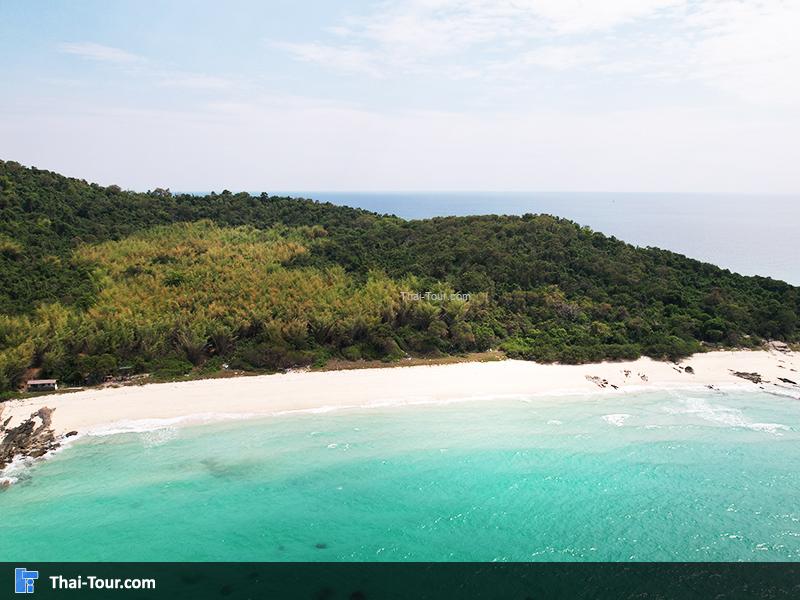 ภาพมุมสูง เกาะไผ่