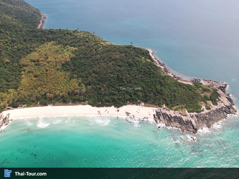 ภาพมุมสูง เกาะไผ่