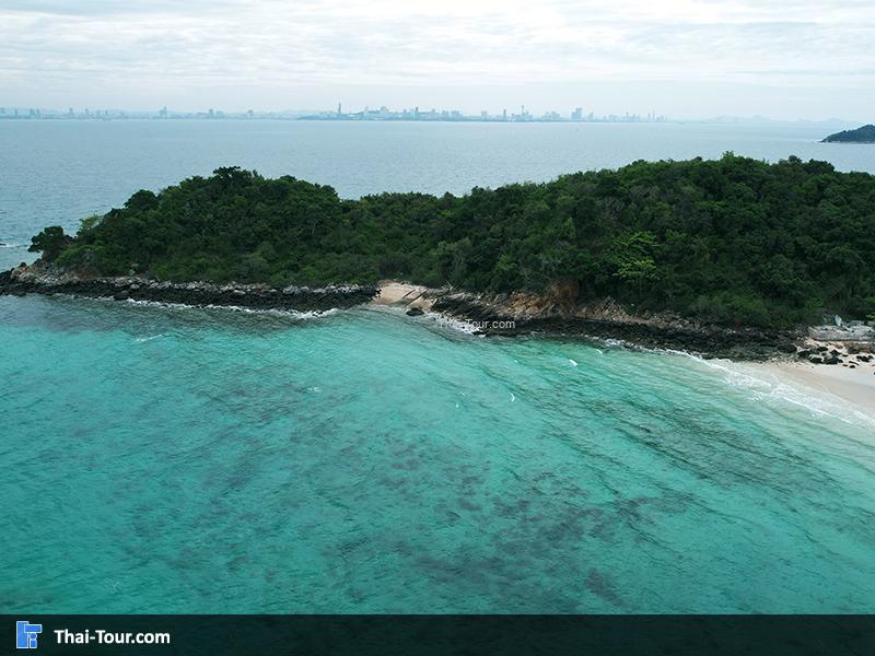 ภาพมุมสูงเกาะสาก