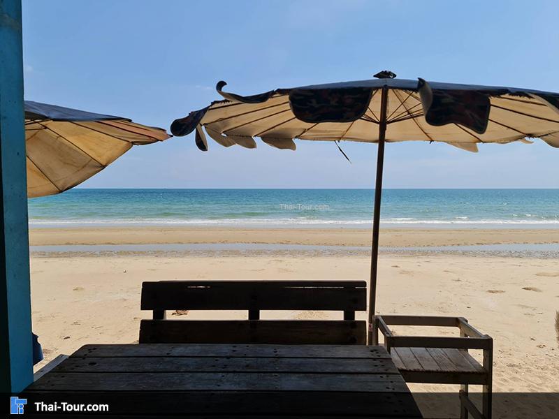 หาดแม่รำพึง