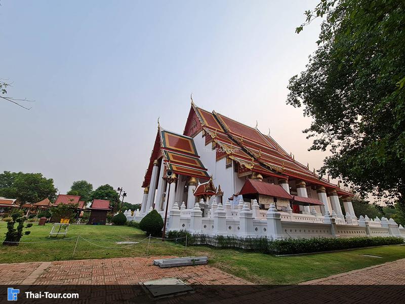 วิหารพระมงคลบพิตร