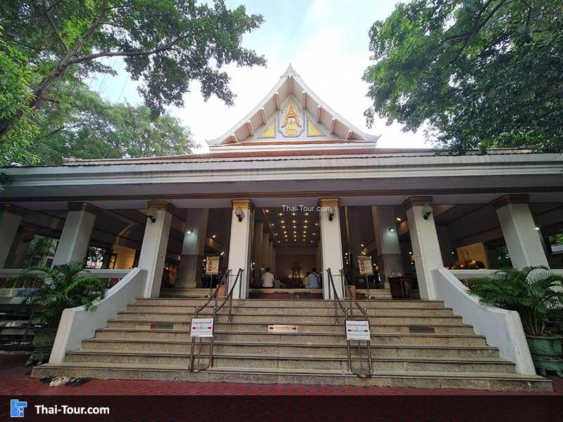 วัดปทุมวนารามราชวรวิหาร