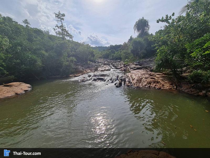 น้ำตกธารเสด็จ