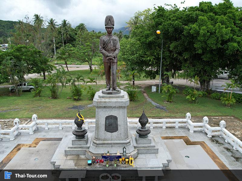 ภาพมุมสูงท่าเรือราชาเฟอร์รี่ ท้องศาลา