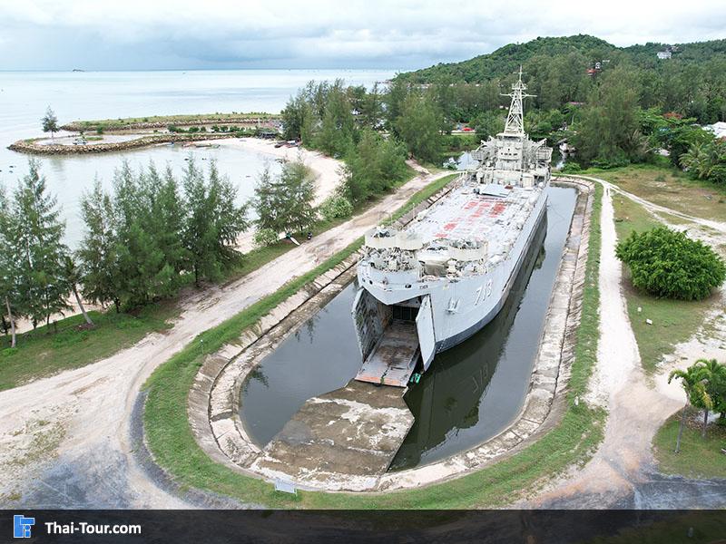 ภาพมุมสูงท่าเรือราชาเฟอร์รี่ ท้องศาลา