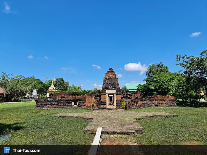 ปรางค์กู่ หรือ ปราสาทหนองกู่