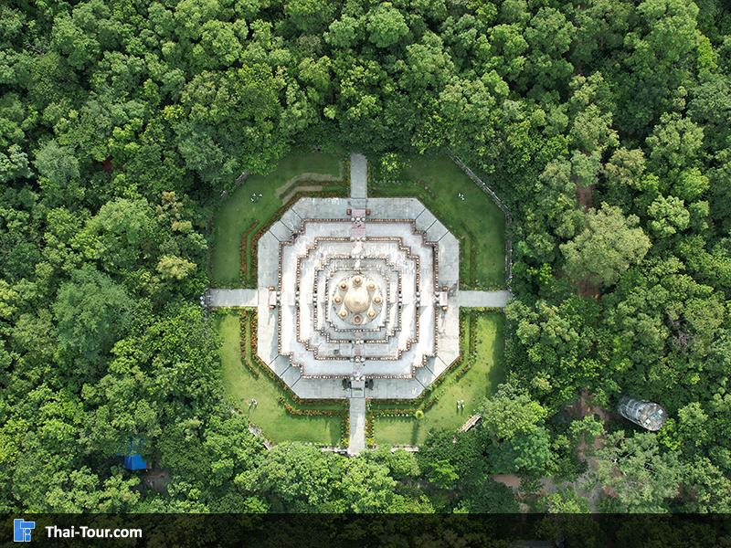 ภาพมุมสูง เจดีย์ทราย