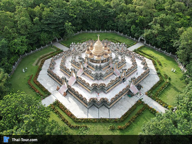 ภาพมุมสูง เจดีย์ทราย