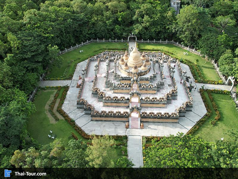 ภาพมุมสูง เจดีย์ทราย