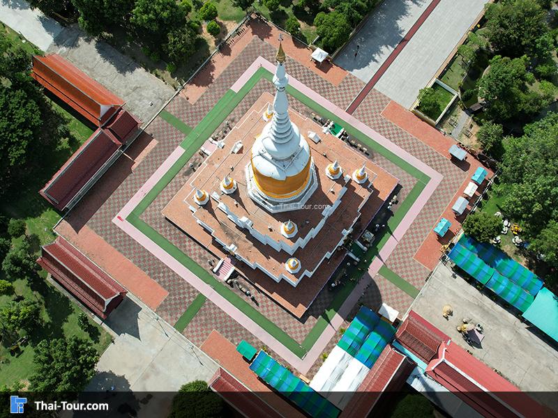 ภาพมุมสูง ร่ายล้อมด้วยธรรมชาติ พระธาตุนาดูน