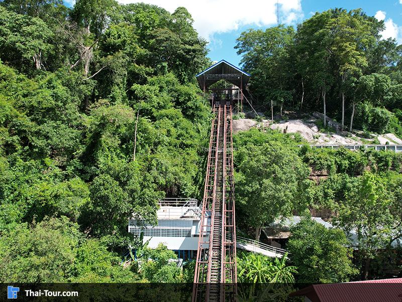 รถรางสำหรับขึ้น วัดบรรพตคีรี ภูจ้อก้อ