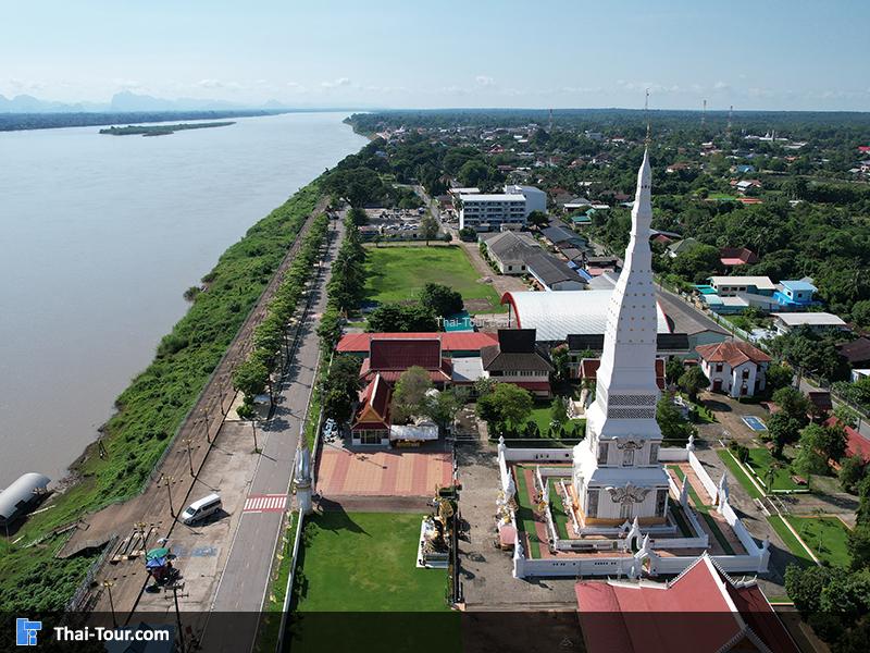 ภาพมุมสูงพระธาตุท่าอุเทน