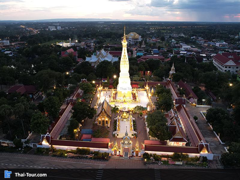 ภาพมุมสูงกลางคืน พระธาตุพนม