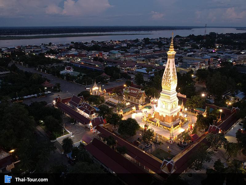 ภาพมุมสูงกลางคืน พระธาตุพนม