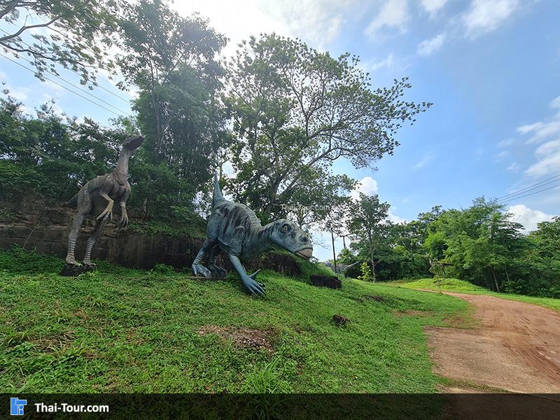 แหล่งเรียนรู้ รอยเท้าไดโนเสาร์ ท่าอุเทน