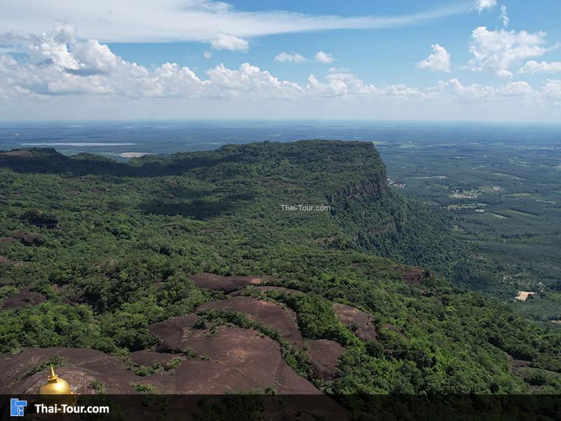 ภาพมุมสูง เจดีย์กองข้าวศรีบุญเนาว์