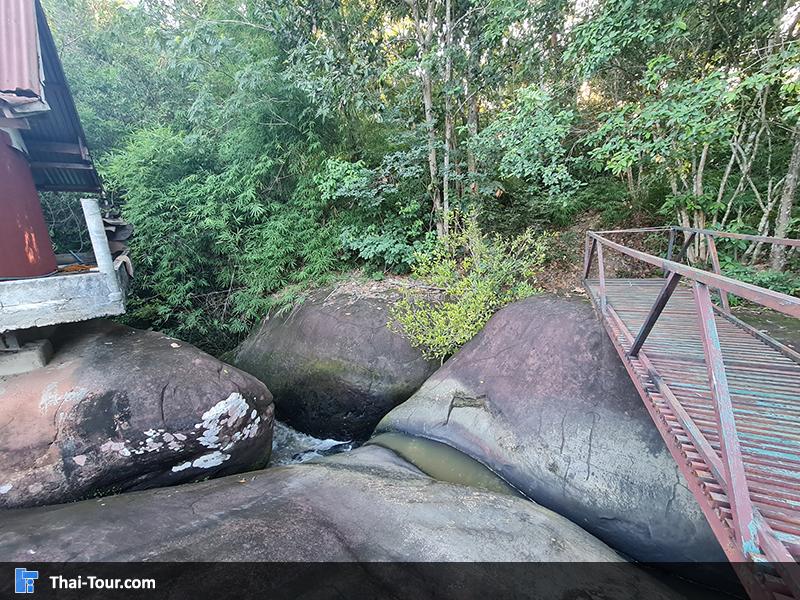 วัดห้วยหินแหบ