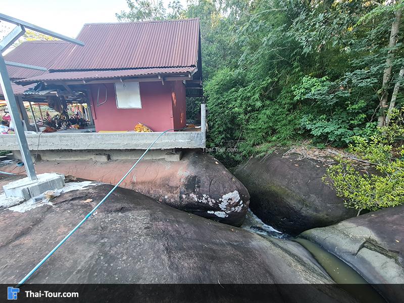 วัดห้วยหินแหบ