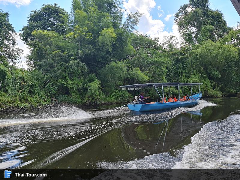 นั่งเรือ ไปชมน้ำตกถ้ำพระ