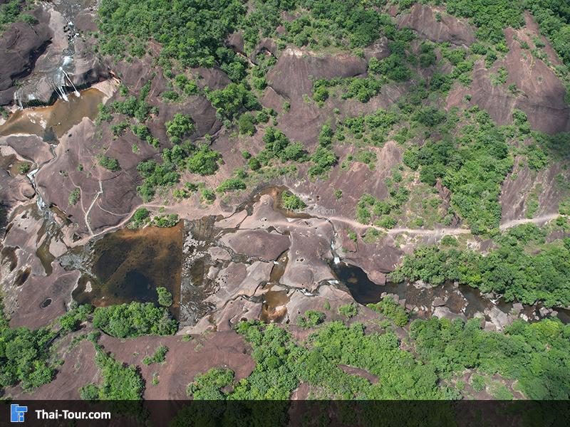 ภาพมุมสูงน้ำตกถ้ำพระ