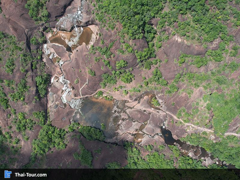 ภาพมุมสูงน้ำตกถ้ำพระ