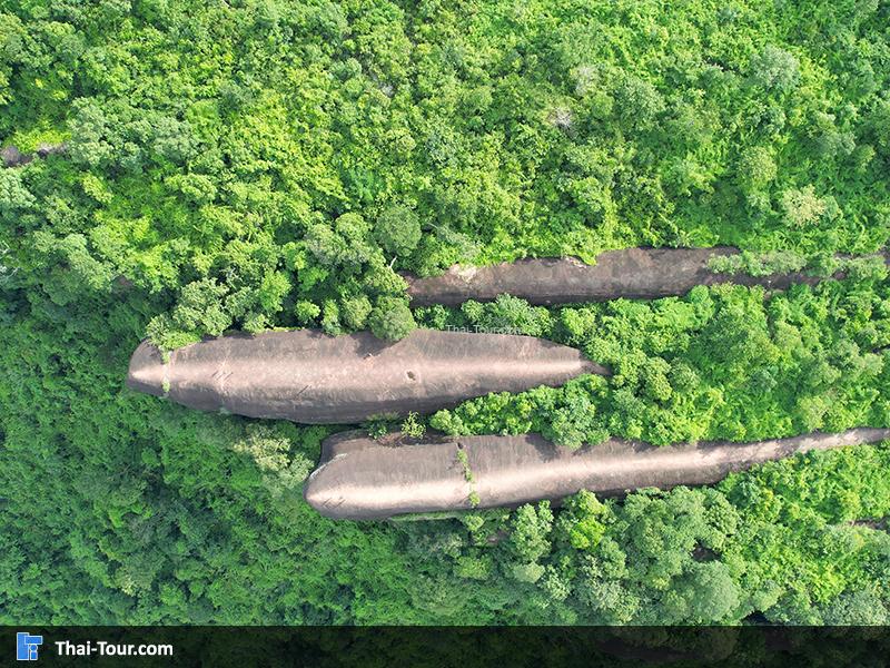 ภาพมุมสูง หินสามวาฬ บึงกาฬ