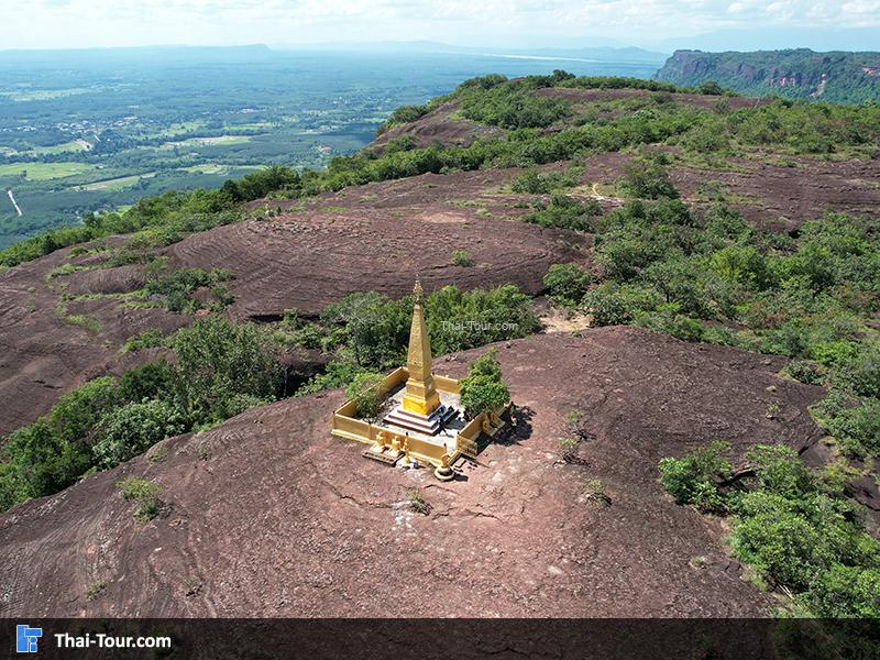 ภาพมุมสูง เจดีย์ หลวงปู่วัง