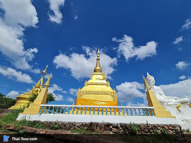 เจดีย์หลวงปู่เสาร์