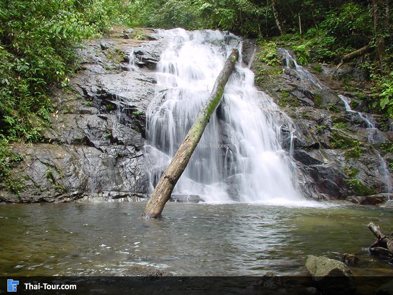 น้ำตกโตนช่องฟ้า