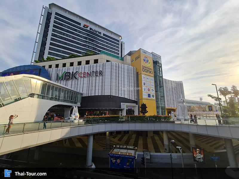 หอศิลปวัฒนธรรมแห่งกรุงเทพมหานคร