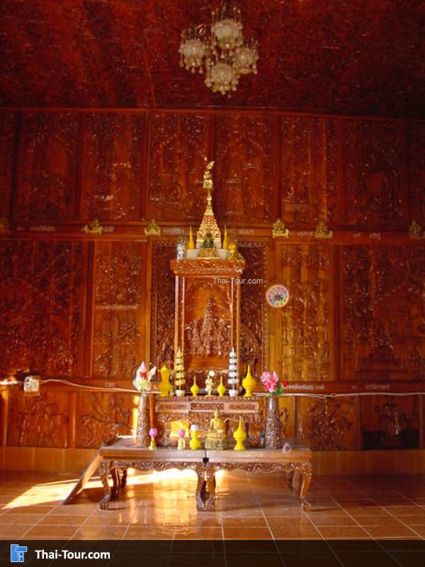 พระพุทธรูปประธาน ปางมารวิชัย ไม้แกะสลักศิลปไทยใหญ่